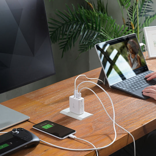 j5create 65W GaN USB-C® 3-Port Traveler Charger with changeable AC plugs and USB-C® Cable, JUP3565CV